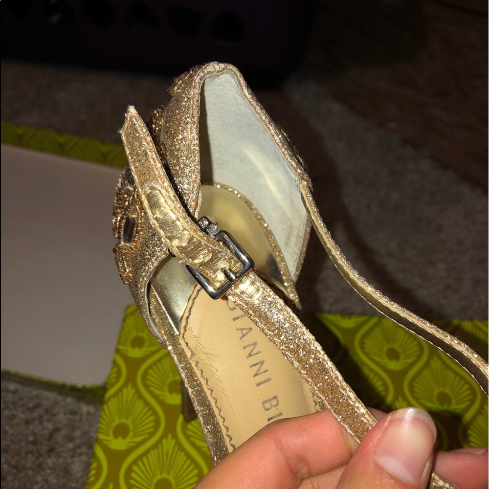 Heels - Picture 2 of 6